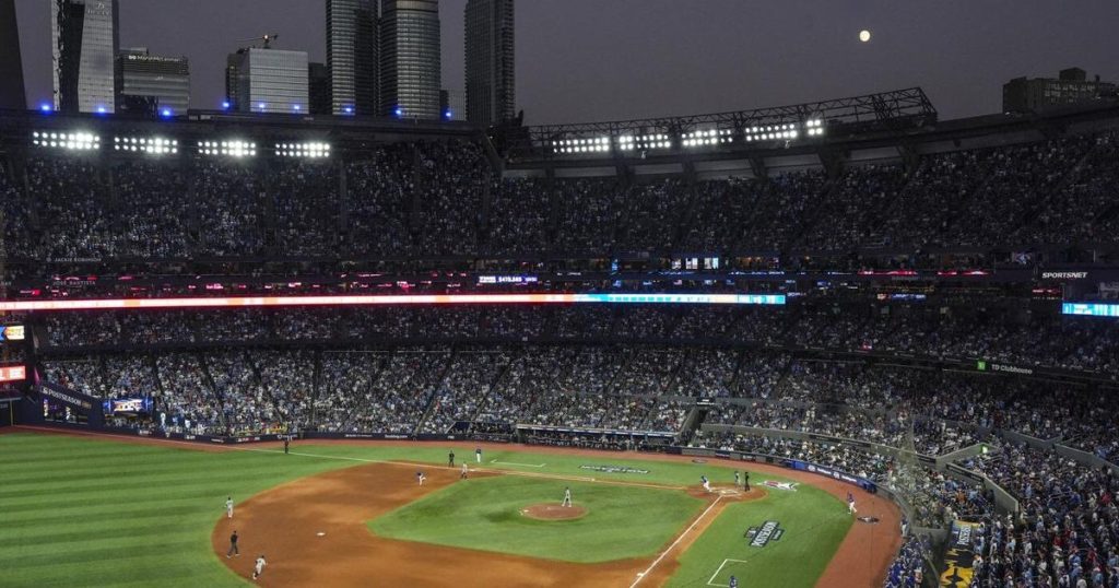 Blue Jays fans remain hopeful and excited despite Game 3 loss to Yankees