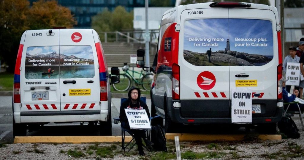 In the news today: Canada Post union moving to rotating strikes