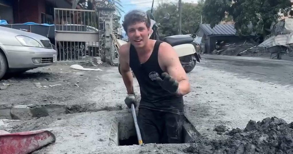 ‘Shovel Superman’’: Alberta man uses vacation to help clean up floods in Taiwan