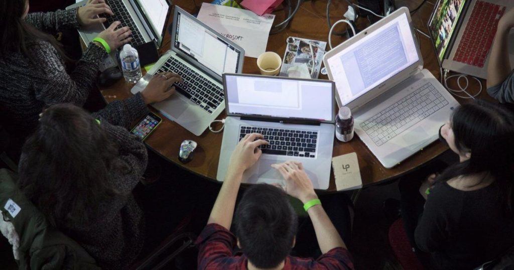 Artificial intelligence threatening to push young people out of entry-level jobs