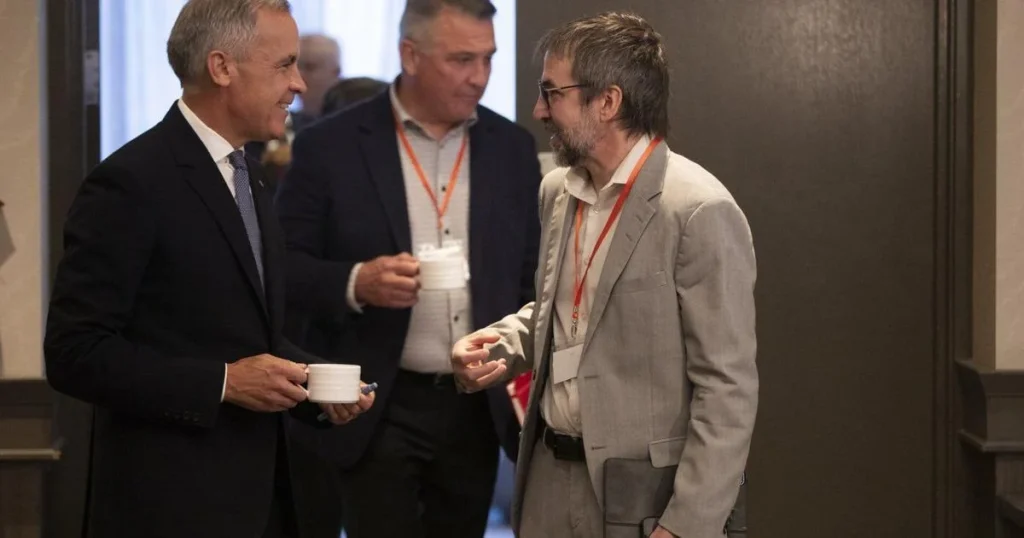 In the news today: Liberals remain united after Guilbeault resigns from cabinet