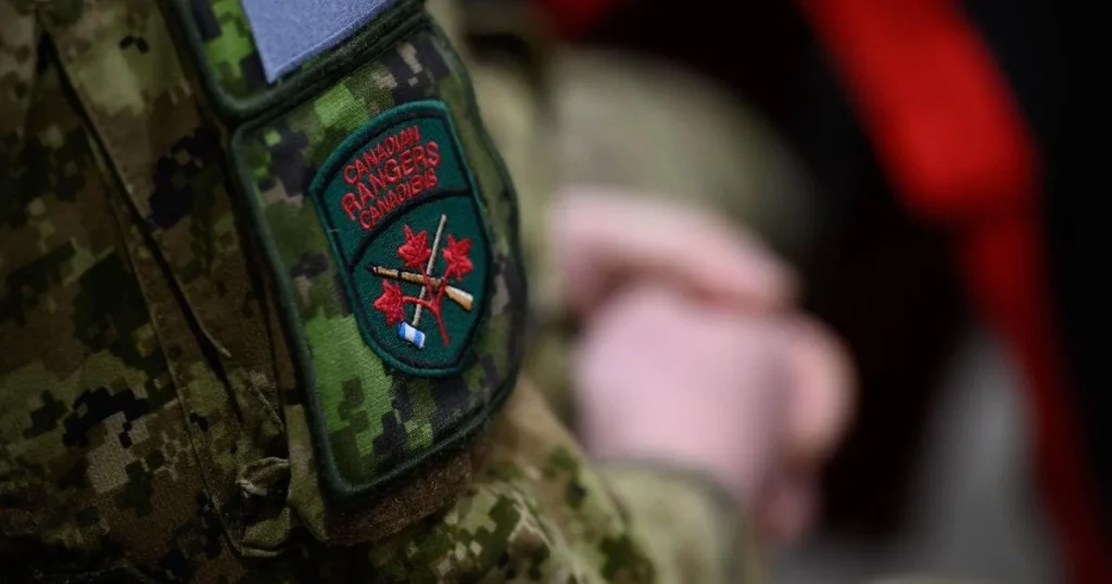 Ottawa signs partnership with Canadian firms on military’s Arctic satellite project