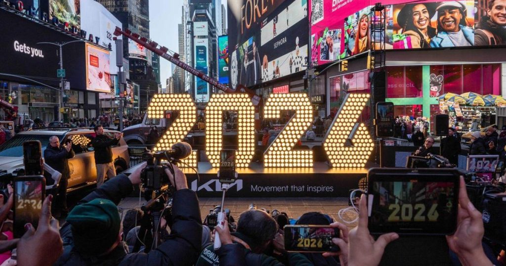 In the news: New poll says 2026 looking up, Canada must stay strong on US trade talks