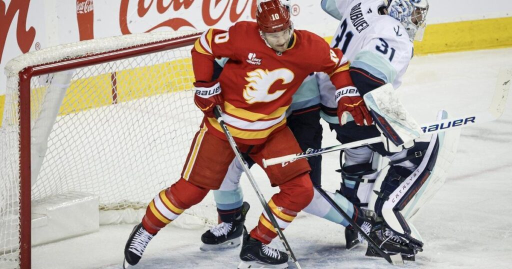 Grubauer finding his groove as Kraken keep rolling