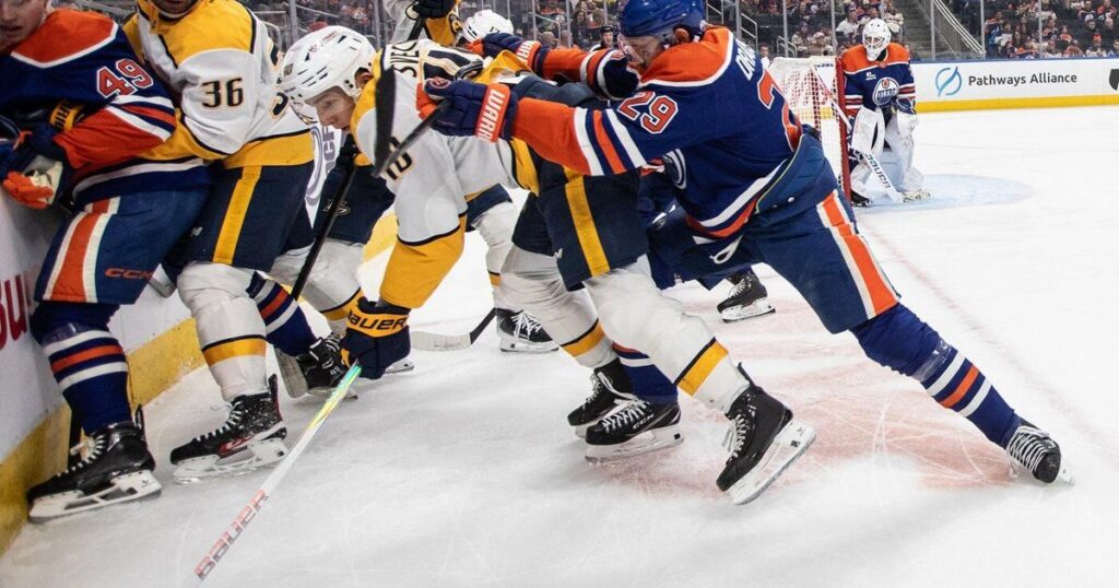 McDavid nets hat trick as Oilers drill Predators 6-2