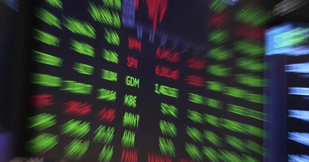 Energy stocks lift S&P/TSX composite index while investors digest U.S. jobs data