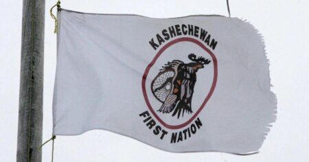 Kashechewan First Nation evacuation plans will prioritize 500 vulnerable people: feds Kashechewan First Nation evacuation plans will prioritize 500 vulnerable people: feds