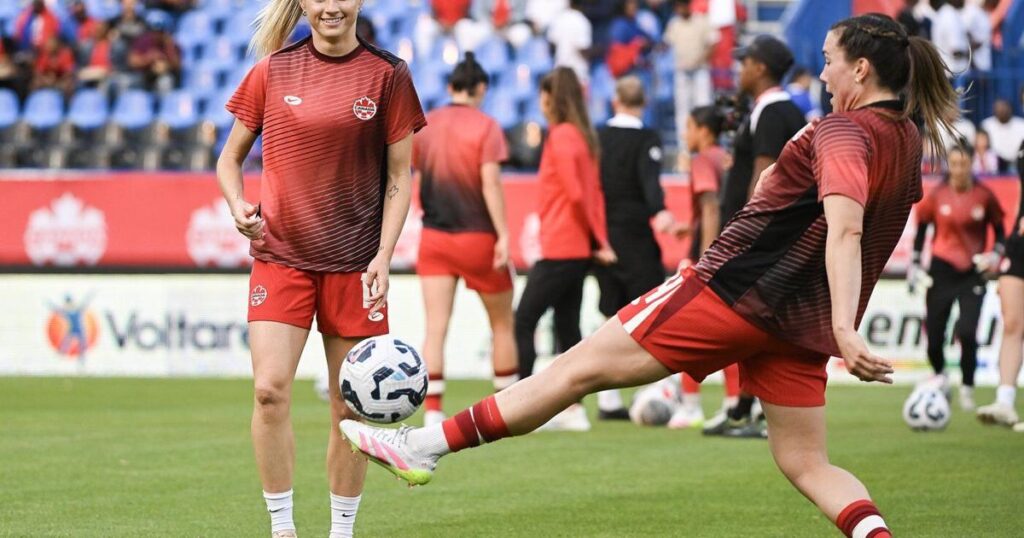 Canadian international Janine Sonis traded to expansion side Denver Summit FC