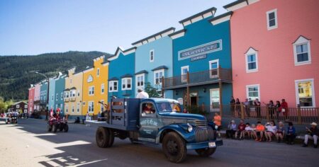 ‘Old gal has had rough night’: Main break floods iconic Yukon bar amid -40 C weather ‘Old gal has had rough night’: Main break floods iconic Yukon bar amid -40 C weather