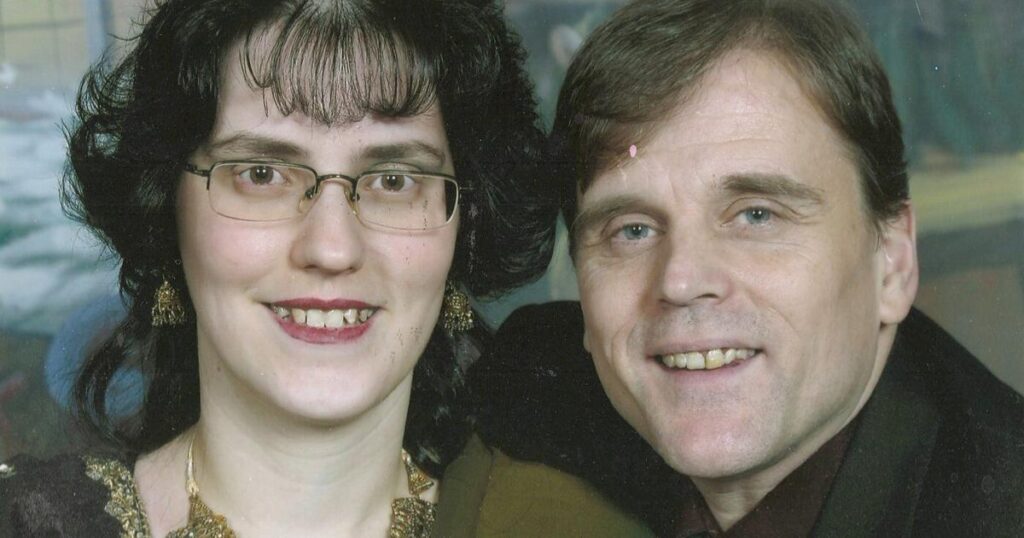 Alberta couple fighting the CRA after being asked to repay K in COVID benefits