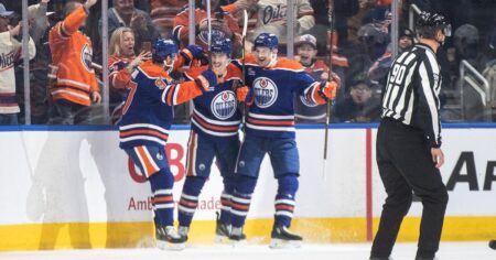 Nugent-Hopkins scores winning goal for Oilers in his 1,000th NHL game Nugent-Hopkins scores winning goal for Oilers in his 1,000th NHL game