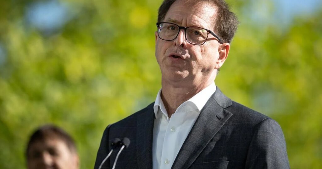 B.C. energy minister Dix says North Coast Transmission Line will boost LNG project