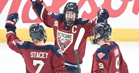 Deja vu? Marie-Philip Poulin scores in OT as Victoire beat Frost 2-1 Deja vu? Marie-Philip Poulin scores in OT as Victoire beat Frost 2-1