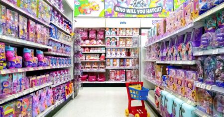 Several suppliers suing Toys ‘R’ Us Canada for unpaid merchandise: court docs Several suppliers suing Toys ‘R’ Us Canada for unpaid merchandise: court docs