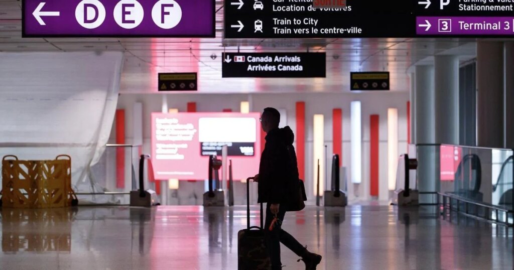 Intense cold forces flight delays, cancellations at Canadian airports