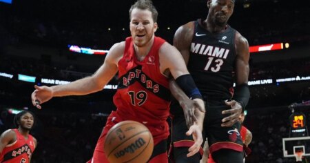 Raptors’ Jakob Poeltl remains without return timeline, team says Raptors’ Jakob Poeltl remains without return timeline, team says