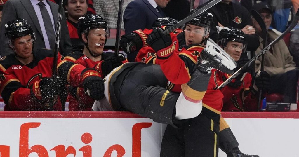 Halliday, Cozens help Senators whip Golden Knights 7-1