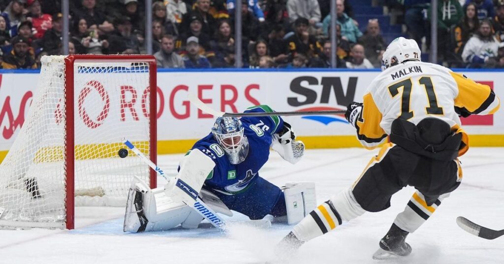 Kindel, Skinner help surging Penguins get past Canucks 3-2