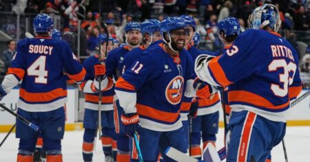 Palat scores, assists in Islanders’ 5-2 win over Rangers Palat scores, assists in Islanders’ 5-2 win over Rangers