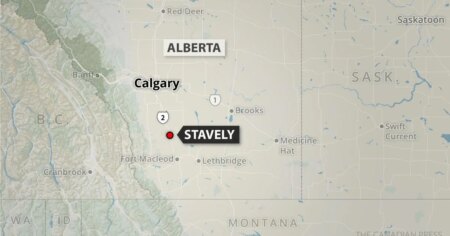 Three players on Alberta junior hockey team dead in vehicle crash Three players on Alberta junior hockey team dead in vehicle crash