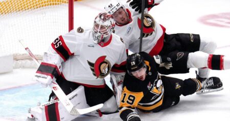Giroux’s late goal lifts surging Senators past Penguins 3-2 Giroux’s late goal lifts surging Senators past Penguins 3-2