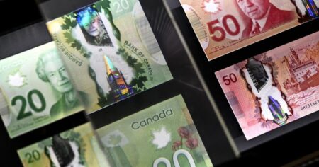 Less than half of non-retired Canadians have workplace pension plan: report Less than half of non-retired Canadians have workplace pension plan: report