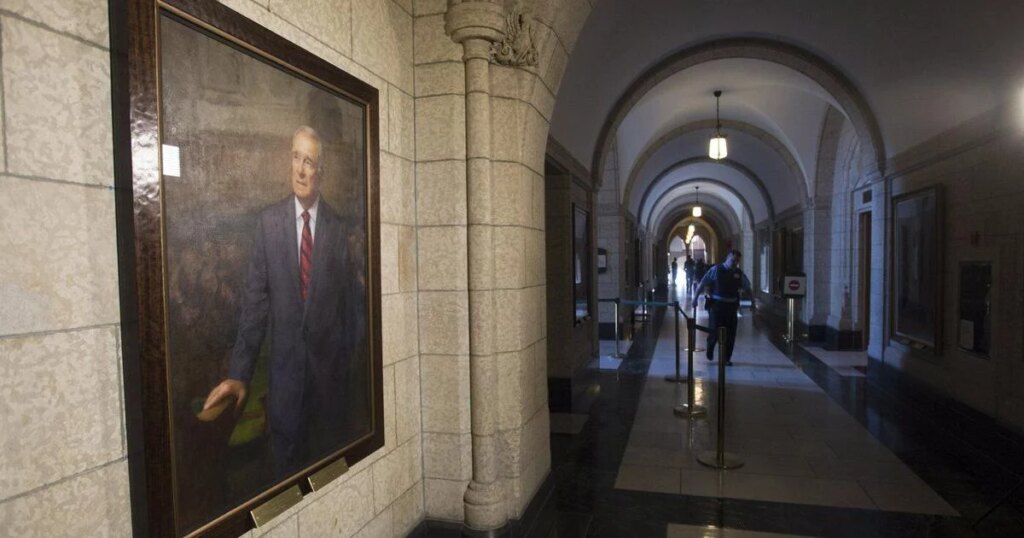 Photo Gallery: Prime minister portraits on Parliament Hill