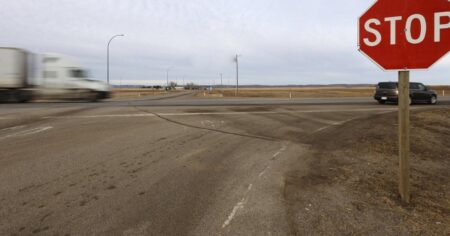 Alberta government to review intersection where 3 junior hockey players died in crash Alberta government to review intersection where 3 junior hockey players died in crash
