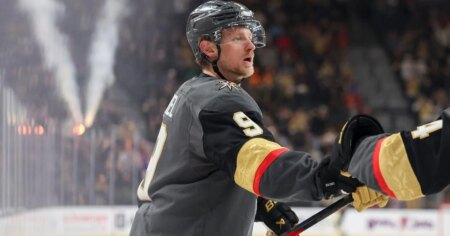 Golden Knights end 5-game skid with 5-2 victory over Canucks Golden Knights end 5-game skid with 5-2 victory over Canucks