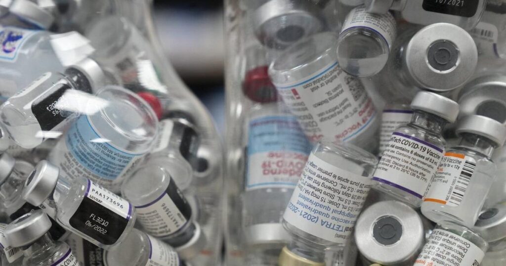 Labour board rejected challenge of unpaid leave for unvaccinated federal staff: union