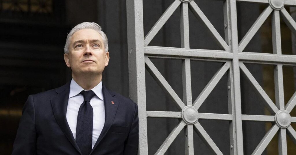 Finance minister unveils Ottawa’s ‘follow the money’ plan to tackle extortion