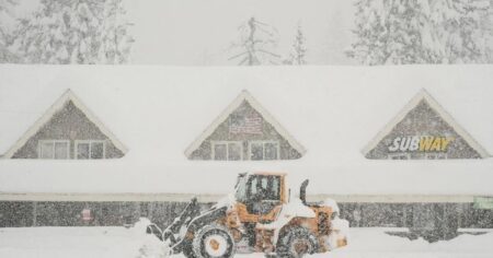 Crews hope to resume recovery of 8 bodies from California avalanche after days of dangerous weather Crews hope to resume recovery of 8 bodies from California avalanche after days of dangerous weather