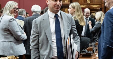 Quebec justice minister withdraws article on abortion rights in constitution bill