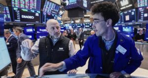 Canadian, U.S. stock markets gain ground amid latest SCOTUS tariff ruling Canadian, U.S. stock markets gain ground amid latest SCOTUS tariff ruling