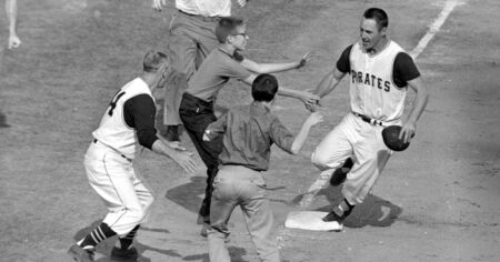 Baseball Hall of Famer Bill Mazeroski, known for walk-off home run in 1960 World Series, dies at 89 Baseball Hall of Famer Bill Mazeroski, known for walk-off home run in 1960 World Series, dies at 89