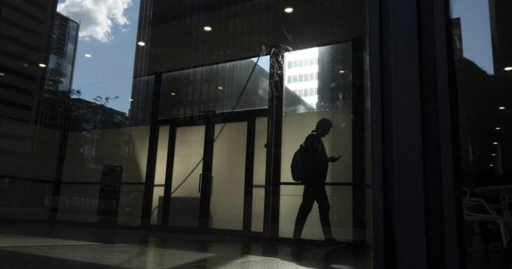 Young workers taking different approach to climbing the corporate ladder: experts