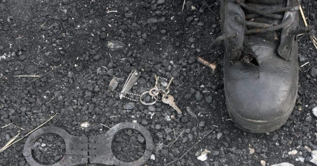 Canadians in Mexican state ordered to shelter in place as violence erupts