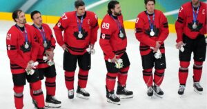 US men’s hockey gold medal and Eileen Gu’s halfpipe victory highlight final day of Winter Olympics US men’s hockey gold medal and Eileen Gu’s halfpipe victory highlight final day of Winter Olympics