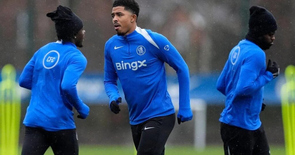 4 players targeted with racist abuse online after Premier League games