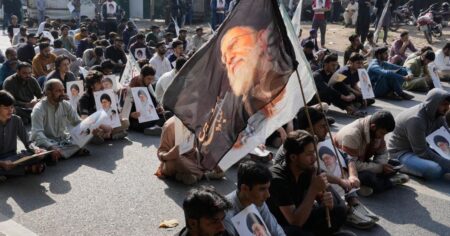 9 killed as protesters try to storm US Consulate in Pakistan over killing of Iran’s supreme leader 9 killed as protesters try to storm US Consulate in Pakistan over killing of Iran’s supreme leader