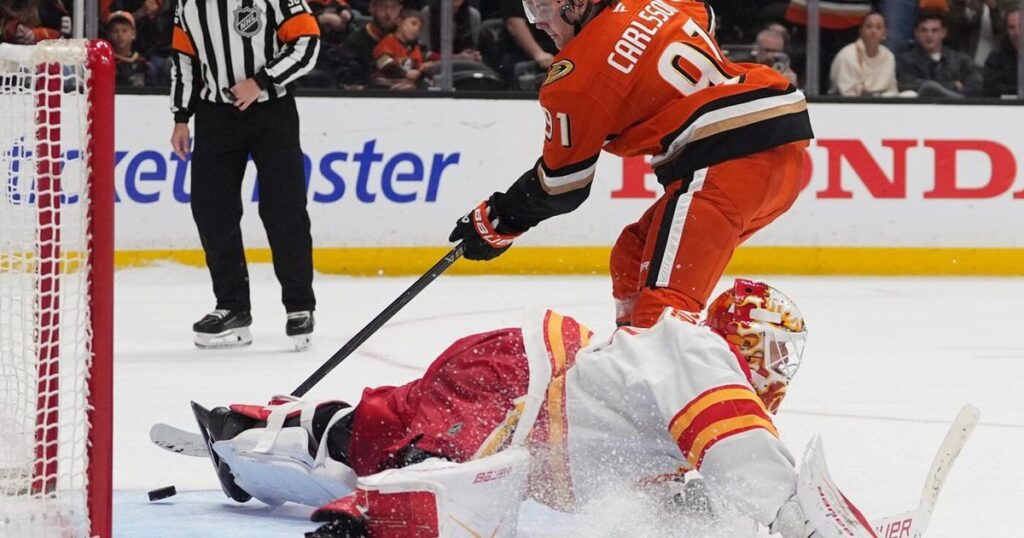 Gauthier scores twice as Ducks edge Flames 3-2 in shootout