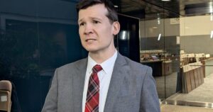 Calgary returns yet again to water restrictions amid work to fix ailing pipe system Calgary returns yet again to water restrictions amid work to fix ailing pipe system