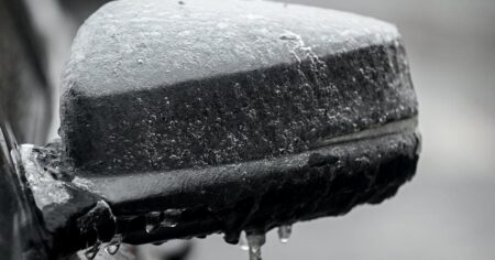 Major ice storm headed to southern Quebec, up to 35 mm of freezing rain over 24 hours Major ice storm headed to southern Quebec, up to 35 mm of freezing rain over 24 hours
