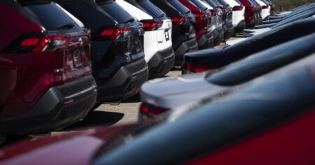 Statistics Canada reports wholesale sales down in January as auto sector slips Statistics Canada reports wholesale sales down in January as auto sector slips