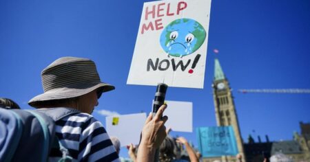 Environment committee engaging in ‘junior high behaviour’: former climate advisers Environment committee engaging in ‘junior high behaviour’: former climate advisers