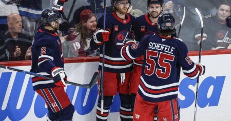 Connor secures eighth 30-goal season as Jets take down Avalanche 3-1 Connor secures eighth 30-goal season as Jets take down Avalanche 3-1