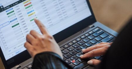 Household debt-to-income ratio rose in Q4 for fifth straight quarter: StatCan Household debt-to-income ratio rose in Q4 for fifth straight quarter: StatCan