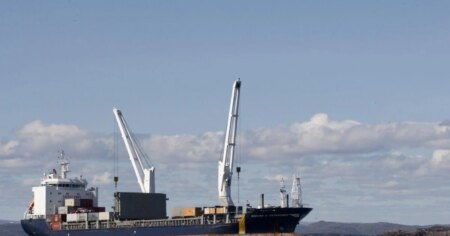 Canadian ships stuck in Persian Gulf as blockade of Strait of Hormuz continues Canadian ships stuck in Persian Gulf as blockade of Strait of Hormuz continues