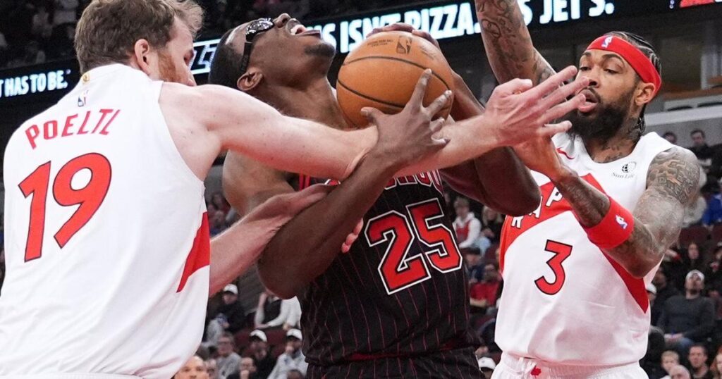 Barrett and Ingram help the Raptors cruise past the Bulls 139-109