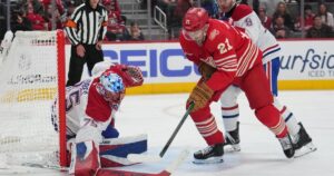 DeBrincat scores go-ahead goal and has two assists in Red Wings’ 3-1 victory over Canadiens